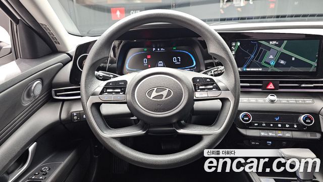 Hyundai AVANTE 2024 — photo 12