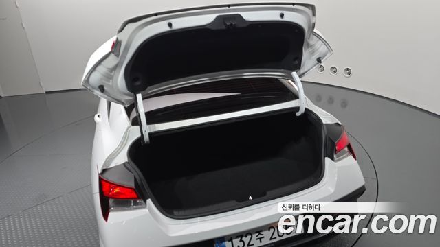 Hyundai AVANTE 2024 — photo 20