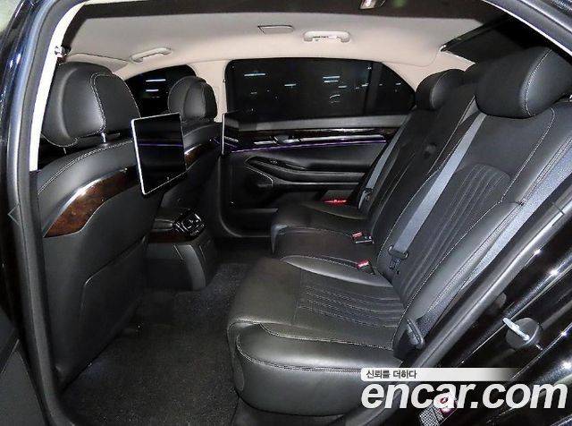 Genesis G90 2019 — photo 7