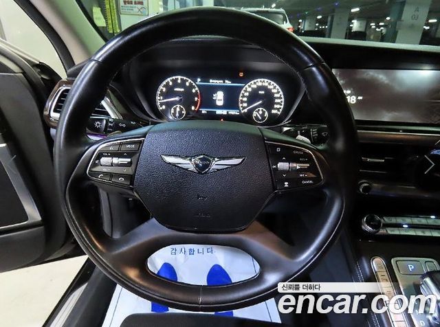 Genesis G90 2019 — photo 8