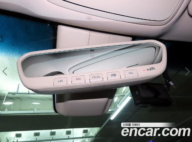 Genesis G90 2019 — photo 16