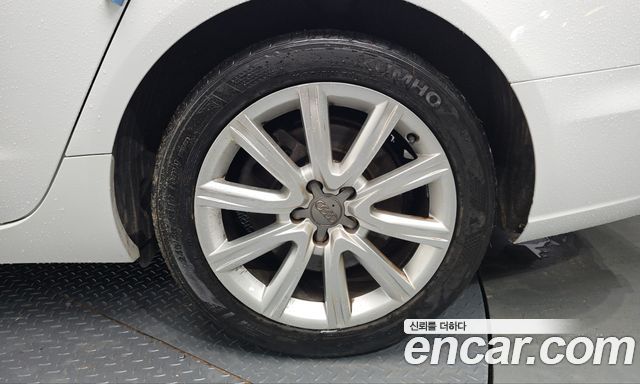 Audi A6 2014 — photo 7