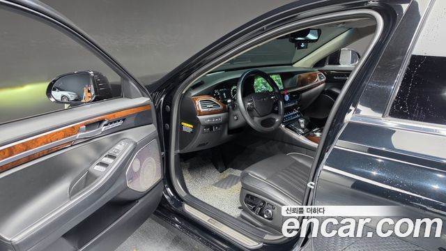 Genesis EQ900 2016 — photo 13