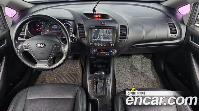 Kia K3 2015 — photo 7