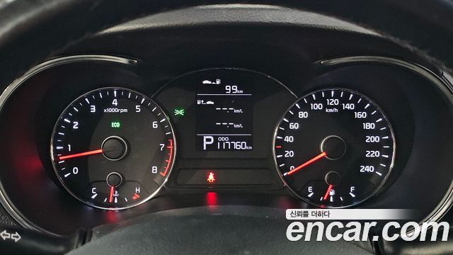 Kia K3 2015 — photo 8