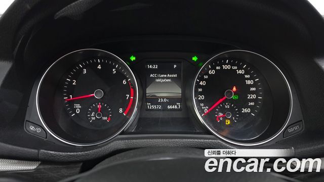 Volkswagen Passat 2018 — photo 11