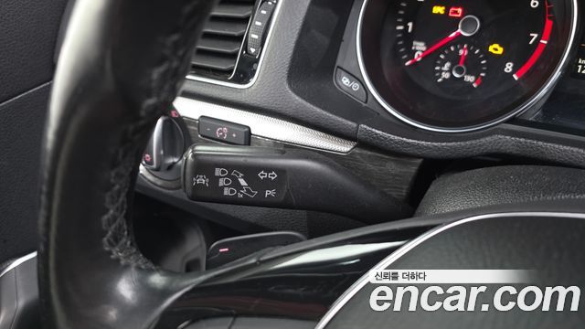 Volkswagen Passat 2018 — photo 29