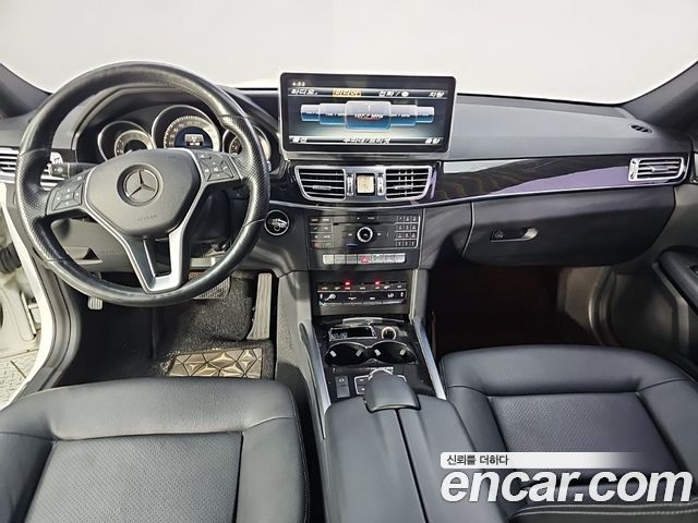 Mercedes-Benz E-Class 2016 — photo 5