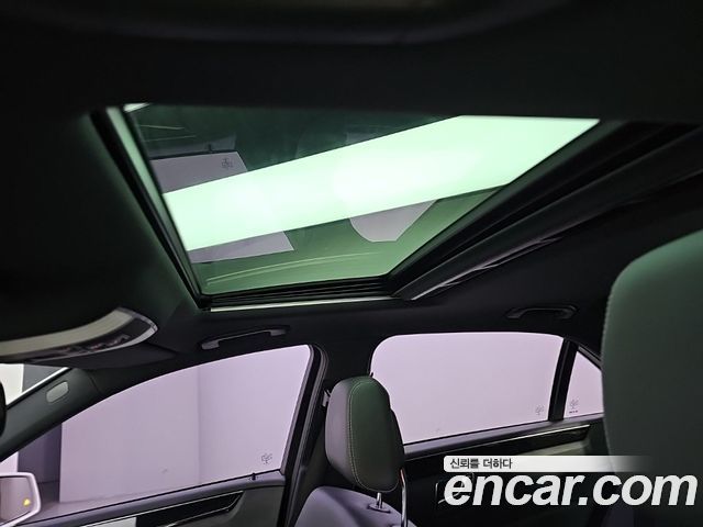 Mercedes-Benz E-Class 2016 — photo 13