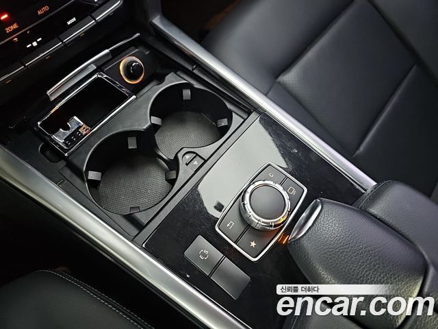 Mercedes-Benz E-Class 2016 — photo 17