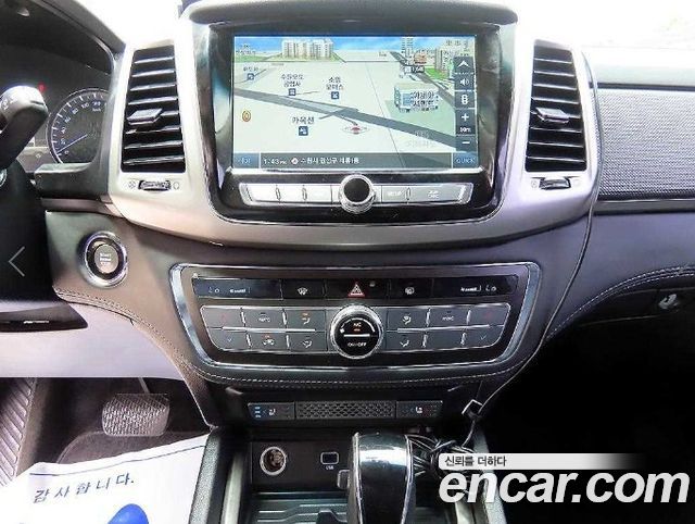 KG Mobility Rexton 2018 — photo 13