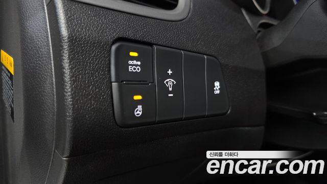 Hyundai AVANTE 2015 — photo 24