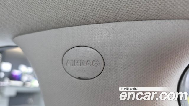 Hyundai AVANTE 2015 — photo 30
