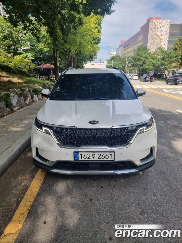 Kia Canival 2021 — photo 3