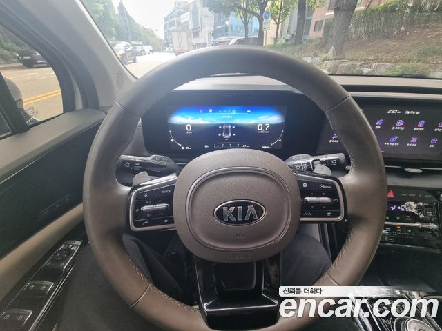 Kia Canival 2021 — photo 15