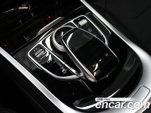 Mercedes-Benz G-Class 2024 — photo 17