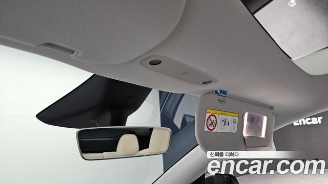 Tesla Model Y 2025 — photo 23