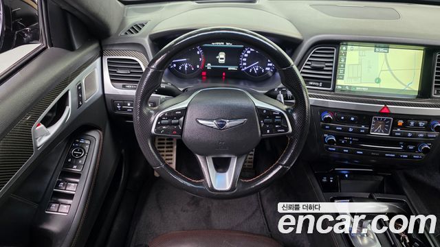 Genesis G80 2017 — photo 14