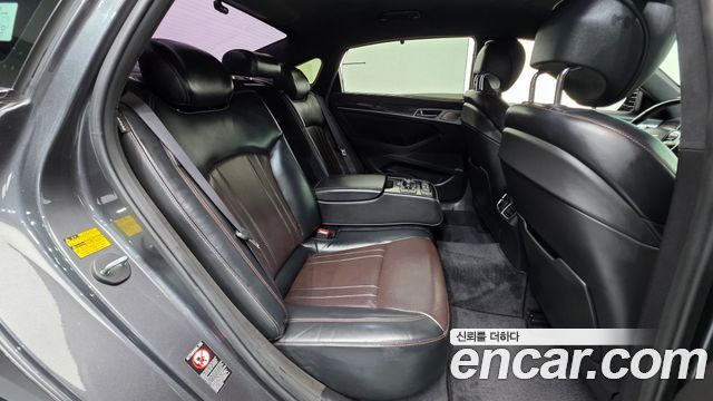 Genesis G80 2017 — photo 19