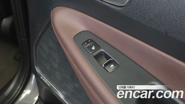 Hyundai Santafe 2019 — photo 25