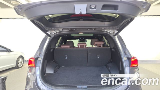 Hyundai Santafe 2019 — photo 26