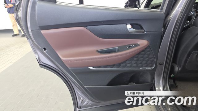 Hyundai Santafe 2019 — photo 15