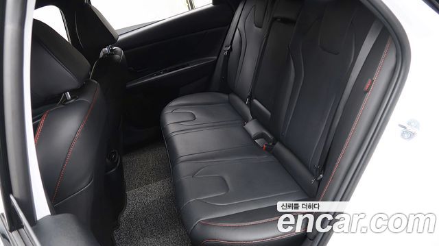Hyundai AVANTE 2026 — photo 11