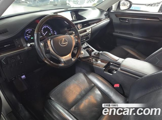 Lexus ES 2013 — photo 5