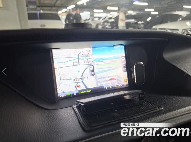 Lexus ES 2013 — photo 10