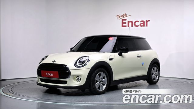Mini Cooper 2020 — photo 1