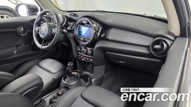 Mini Cooper 2020 — photo 10