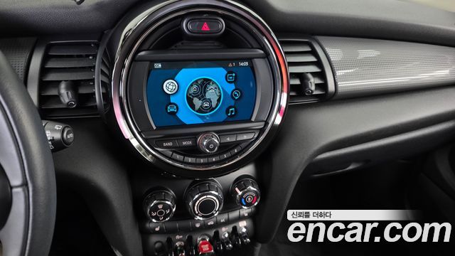 Mini Cooper 2020 — photo 19