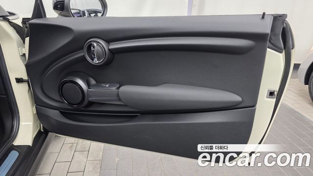 Mini Cooper 2020 — photo 15