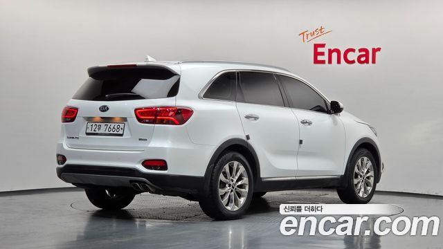 Kia Sorento 2019 — photo 2