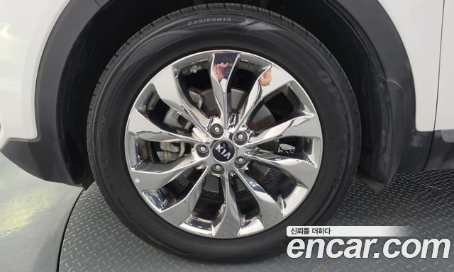 Kia Sorento 2019 — photo 5