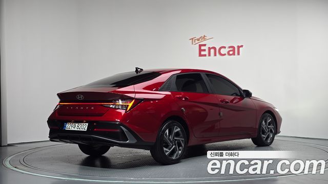 Hyundai AVANTE 2025 — photo 2