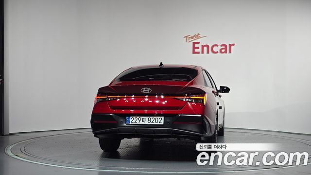 Hyundai AVANTE 2025 — photo 4