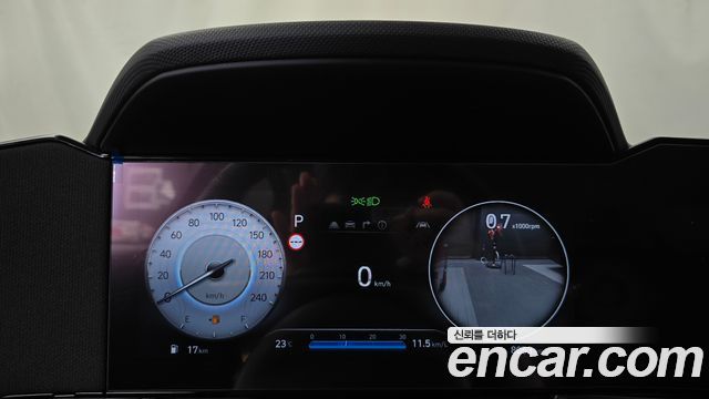Hyundai AVANTE 2025 — photo 11