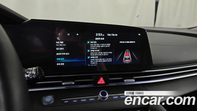 Hyundai AVANTE 2025 — photo 18