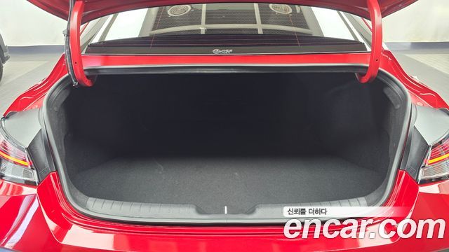 Hyundai AVANTE 2025 — photo 23
