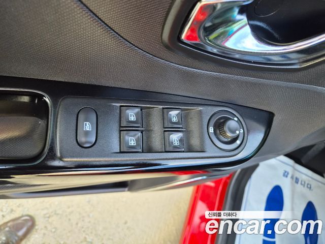 Renault Korea QM3 2015 — photo 12