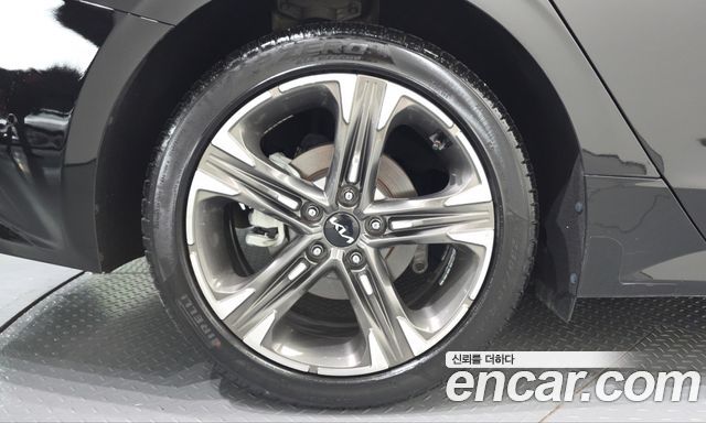 Kia K5 2023 — photo 5