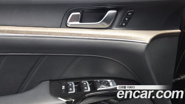 Kia K5 2023 — photo 29