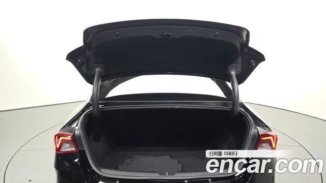 Kia K5 2023 — photo 31