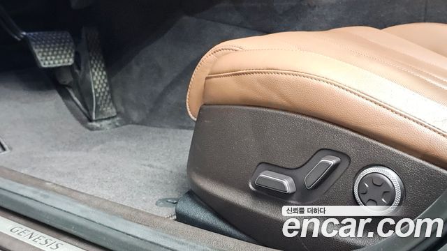 Genesis G80 2022 — photo 20