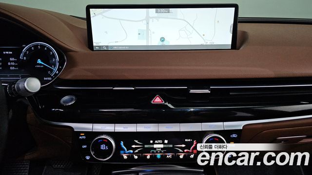 Genesis G80 2022 — photo 25