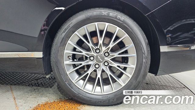 Genesis G80 2022 — photo 7