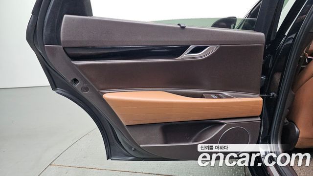 Genesis G80 2022 — photo 15