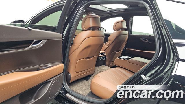 Genesis G80 2022 — photo 16
