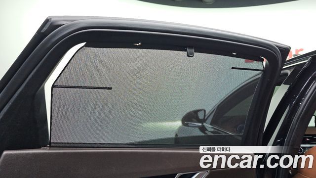 Genesis G80 2022 — photo 31